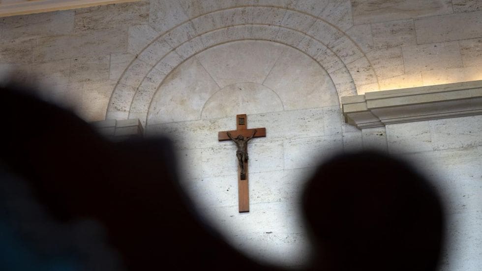 City Hall crucifix to be removed