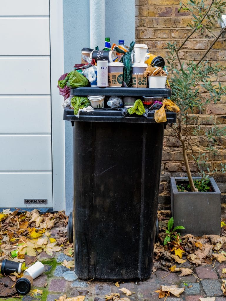 Mounting Garbage Collection Costs Push Montreal’s Affordability Limits, Raising Concerns among Elected Officials