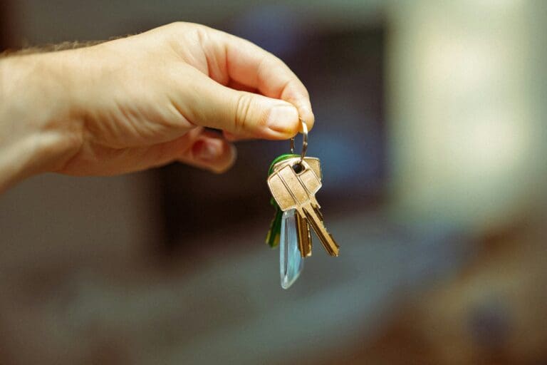 Repossessions and “Reprise de logement” Pressures Return to Parc-Extension, Tenants’ Groups Push Back